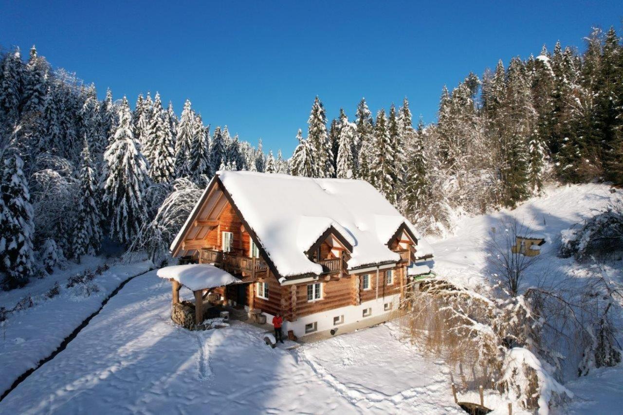 Chalet Le Dorf Noetsch Exterior photo