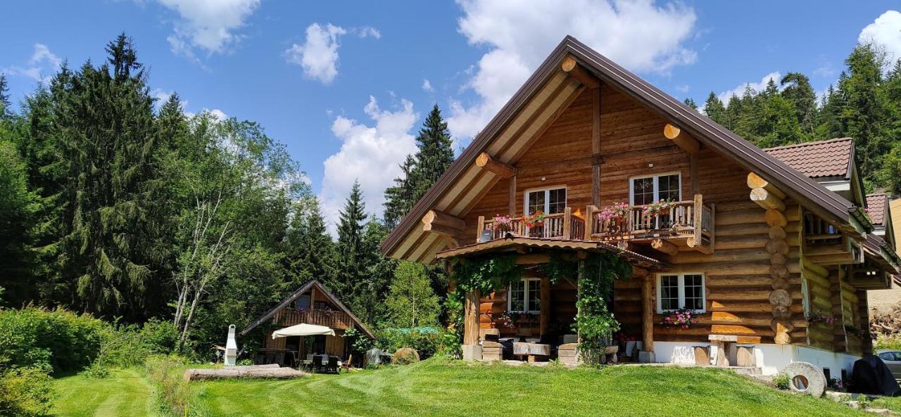 Chalet Le Dorf Noetsch Exterior photo